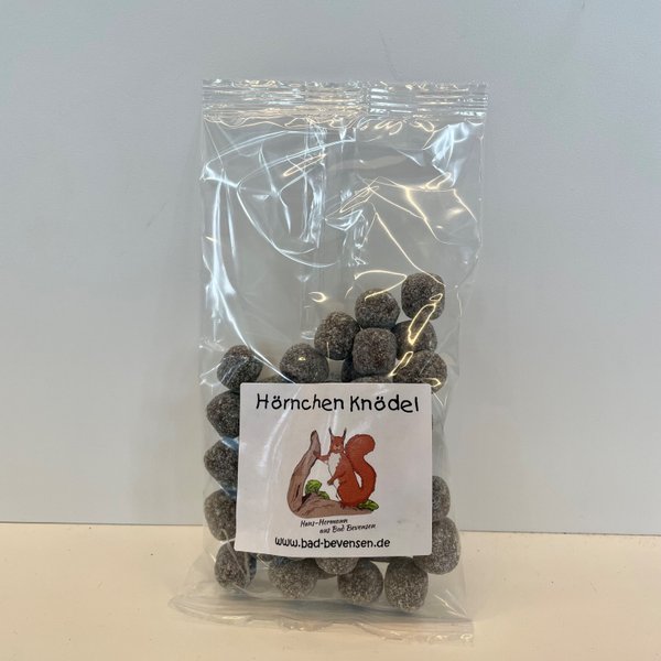 Hörnchen Knödel aus Lakritz